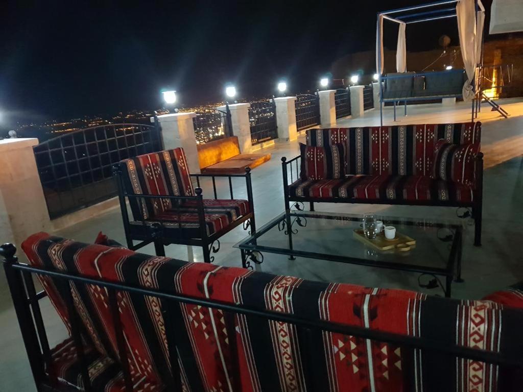 Mardin Tarihi Ulu Cami Yani, Tarihi Konak Exteriér fotografie